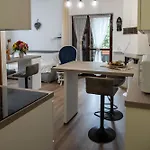 La Casa Degli Sbilfs - Wi-fi, Netflix E Garage Box , A 2 Minuti Dal Monte Zoncolan Apartamento Ravascletto