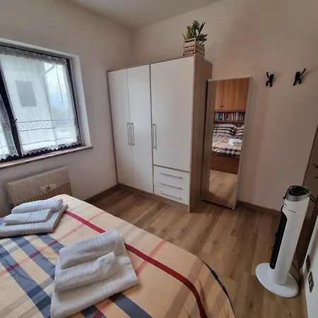 Daire La Casa Degli Sbilfs - Wi-fi, Netflix E Garage Box , A 2 Minuti Dal Monte Zoncolan